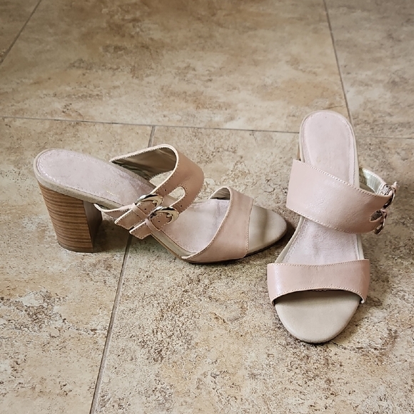 Aerosoles By Heelrest Tan Heeled Sandalsls - Picture 1 of 6
